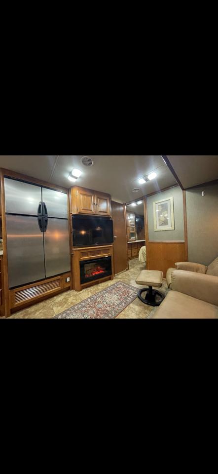 Tiffin Motorhomes Allegro  2013