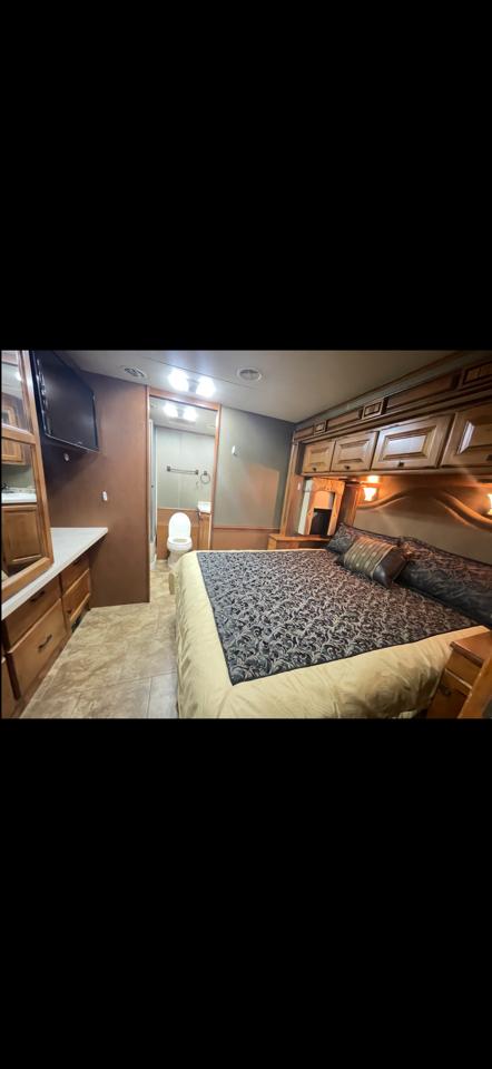 Tiffin Motorhomes Allegro  2013