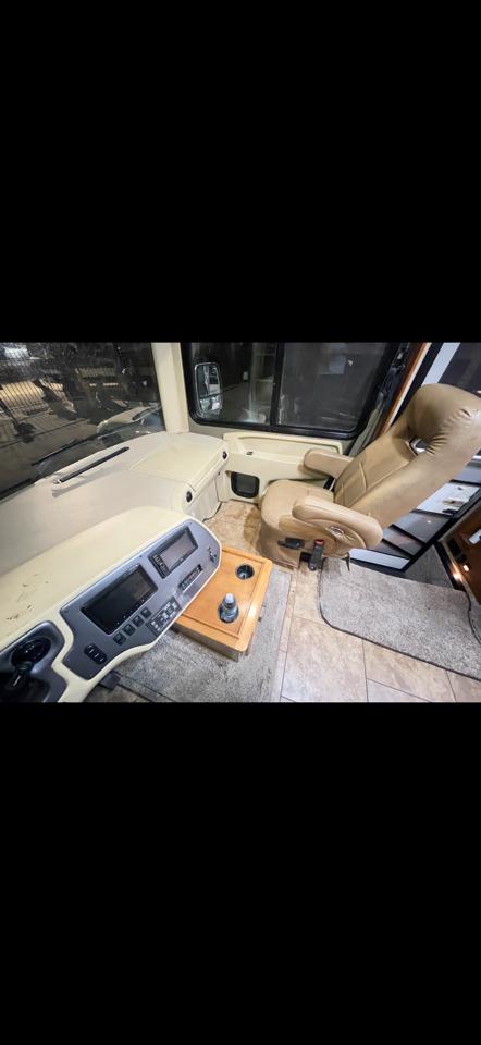 Tiffin Motorhomes Allegro  2013