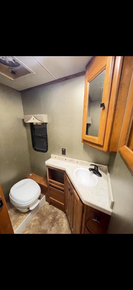 Tiffin Motorhomes Allegro  2013