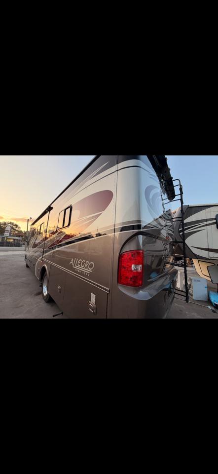 Allegro 32 foot  2016