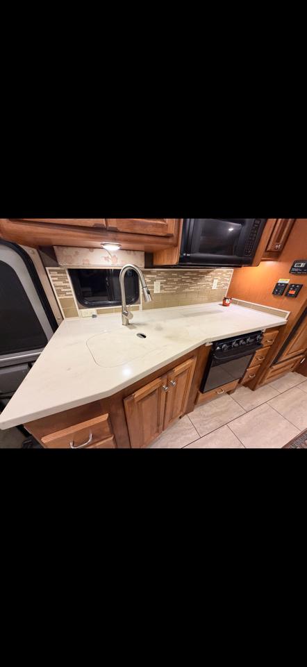 Allegro 32 foot  2016