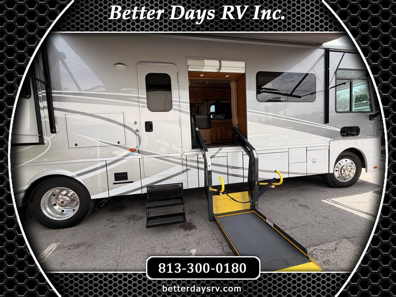 Winnebago Adventurer  2017