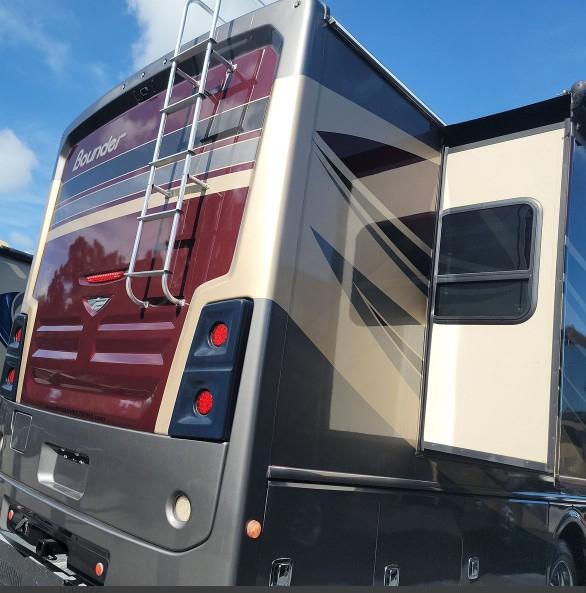 Fleetwood Bounder  2016