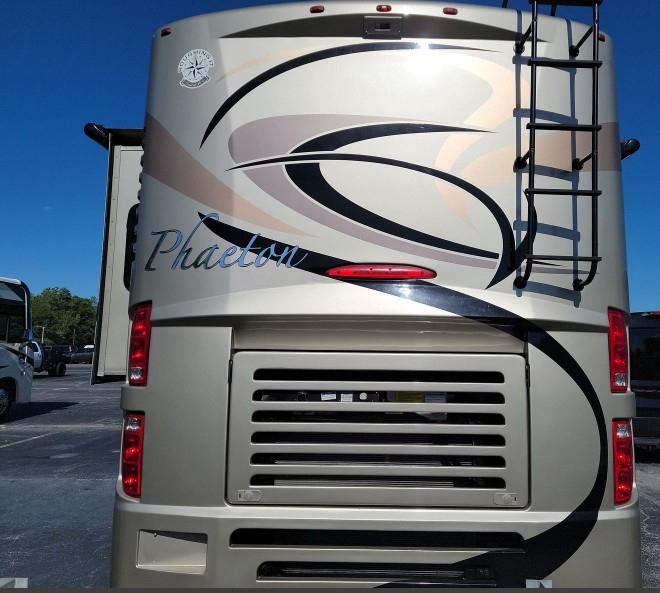 Tiffin Motorhomes Phaeton  2008