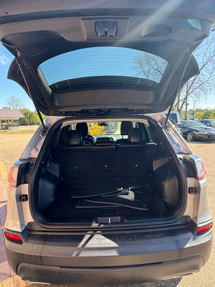 Jeep Cherokee Latitude Plus 4WD 2019 Jeep Cherokee Latitude Plus 4WD 2019