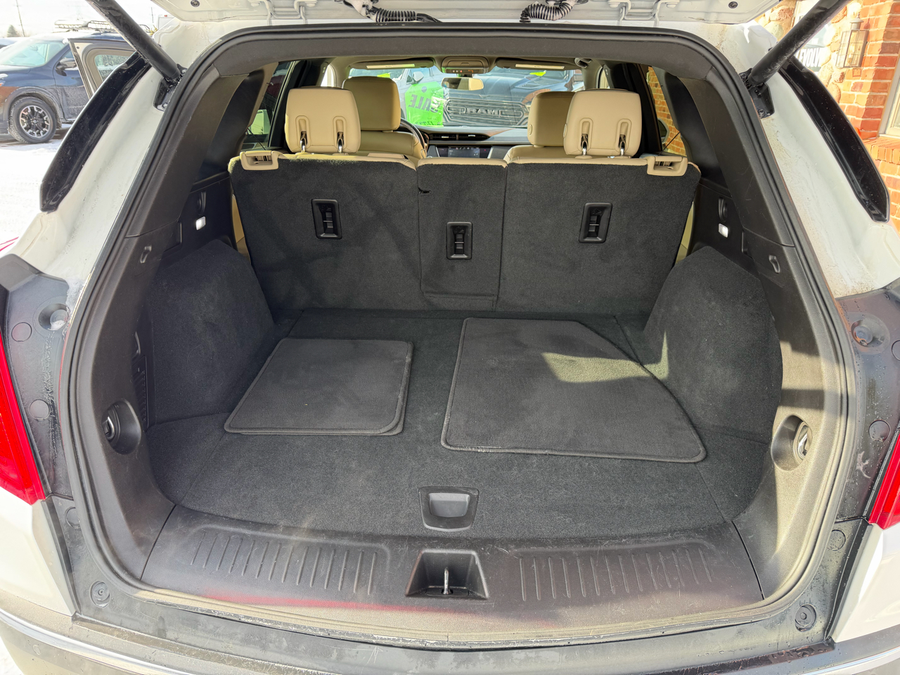 Cadillac XT5 Base AWD 2018