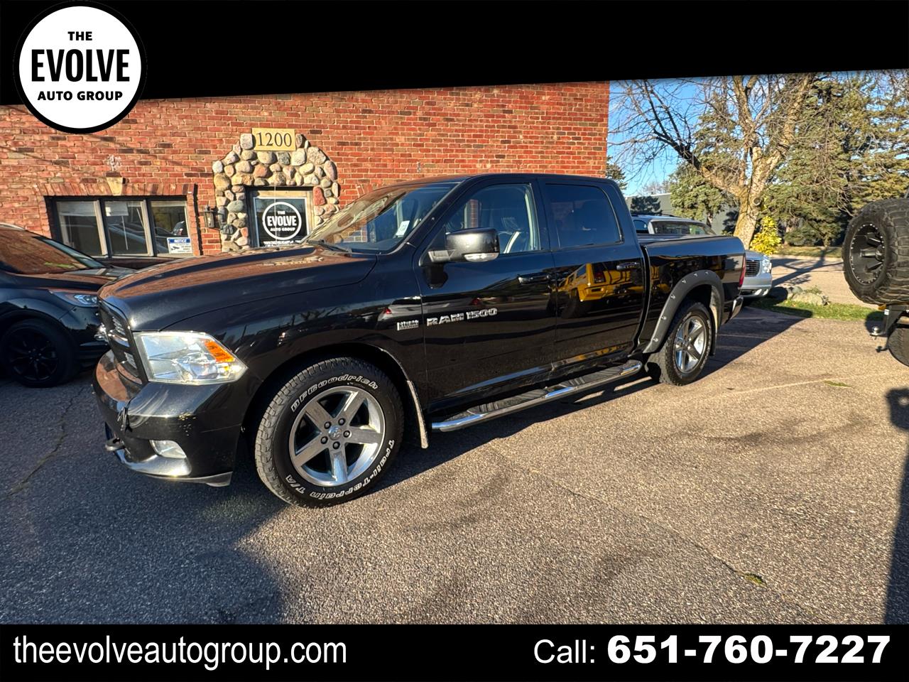 RAM 1500 ST Crew Cab 4WD 2011 RAM 1500 ST Crew Cab 4WD 2011