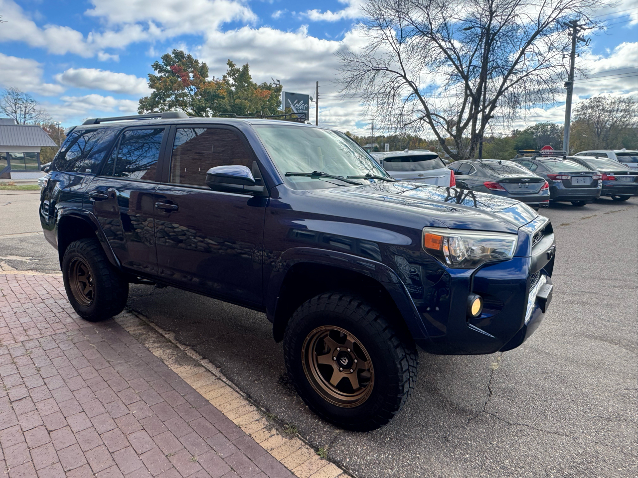 Toyota 4Runner SR5 4WD 2016 Toyota 4Runner SR5 4WD 2016