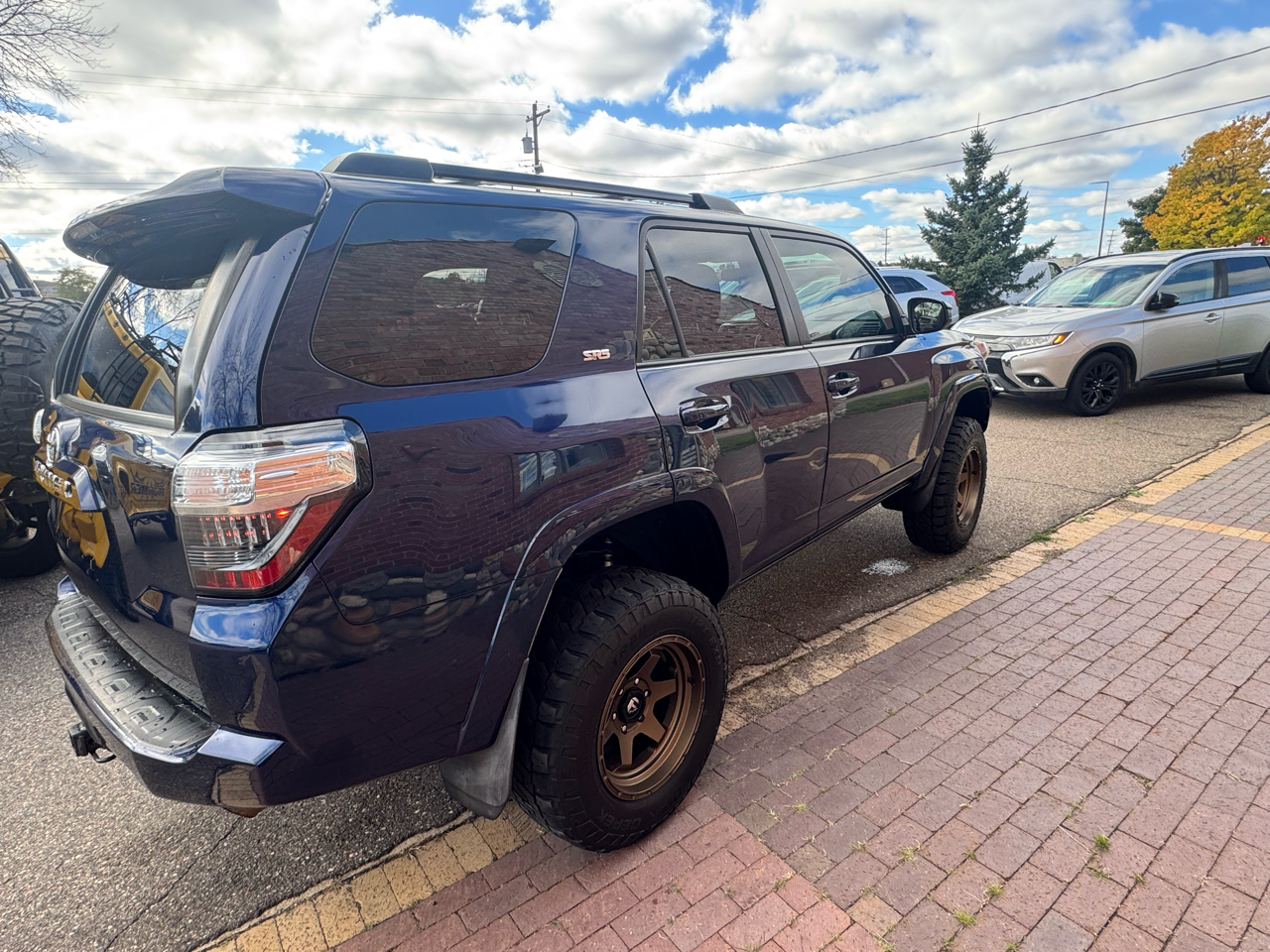Toyota 4Runner SR5 4WD 2016 Toyota 4Runner SR5 4WD 2016