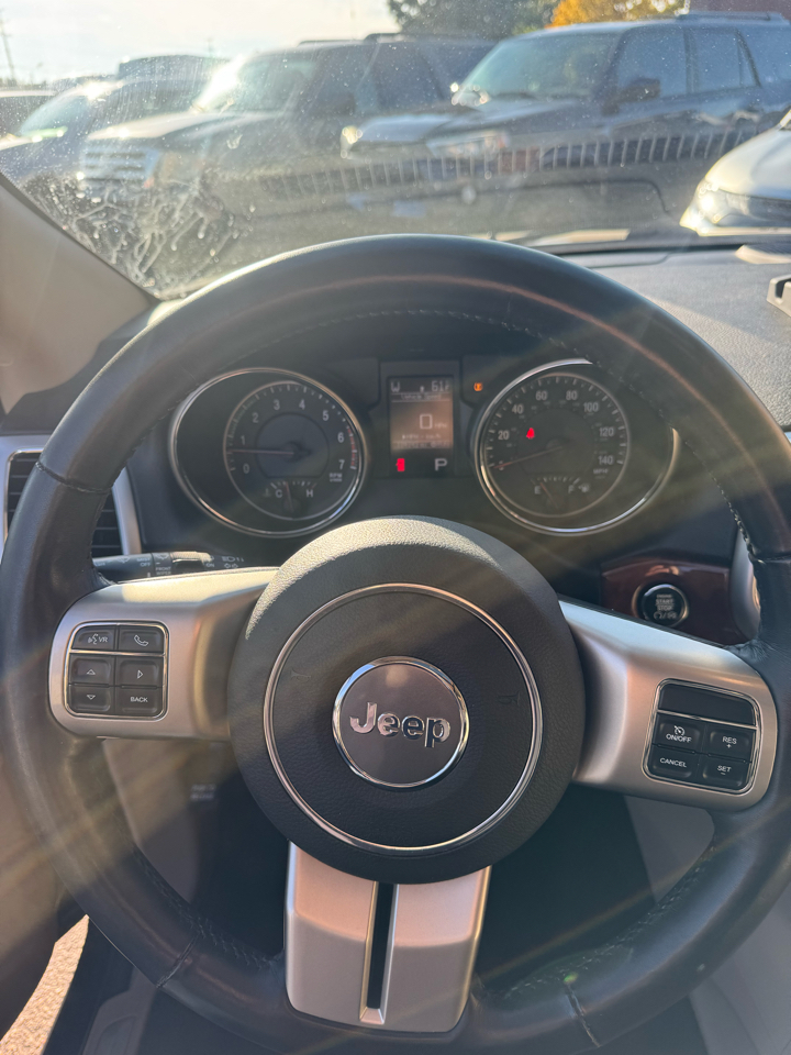Jeep Grand Cherokee Limited 4WD 2012 Jeep Grand Cherokee Limited 4WD 2012
