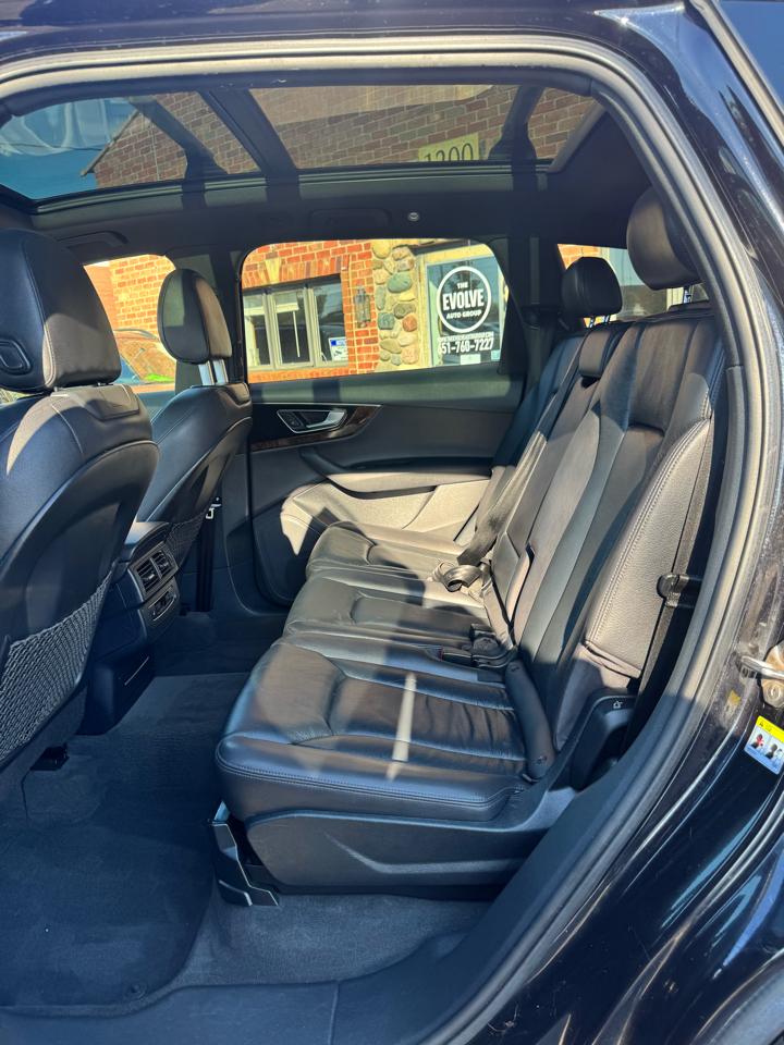 Audi Q7 3.0 Premium Plus quattro 2017 Audi Q7 3.0 Premium Plus quattro 2017