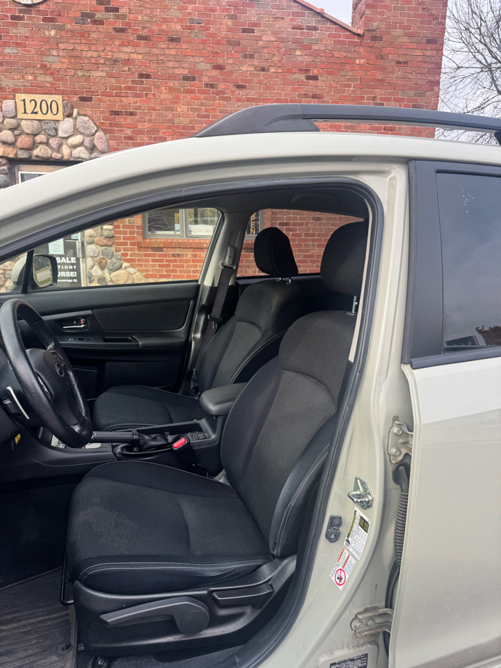 Subaru XV Crosstrek 2.0i Premium CVT 2014 Subaru XV Crosstrek 2.0i Premium CVT 2014