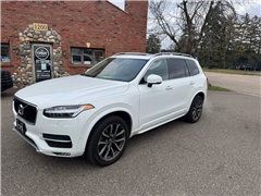 2017 Volvo XC90  2017 Volvo XC90