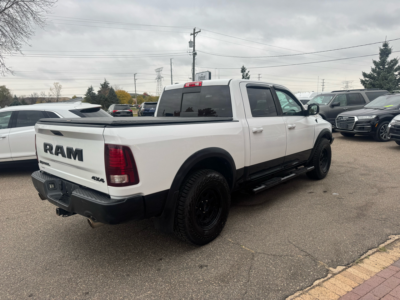 RAM 1500 Rebel Crew Cab SWB 4WD 2016 RAM 1500 Rebel Crew Cab SWB 4WD 2016
