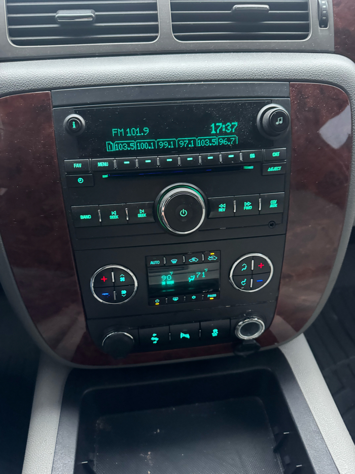 Chevrolet Silverado 1500 LTZ Crew Cab 4WD 2013 Chevrolet Silverado 1500 LTZ Crew Cab 4WD 2013