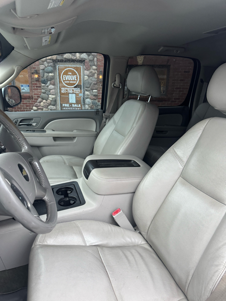 Chevrolet Silverado 1500 LTZ Crew Cab 4WD 2013 Chevrolet Silverado 1500 LTZ Crew Cab 4WD 2013