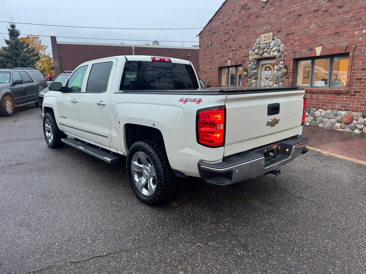 Chevrolet Silverado 1500 1LZ Crew Cab 4WD 2014 Chevrolet Silverado 1500 1LZ Crew Cab 4WD 2014