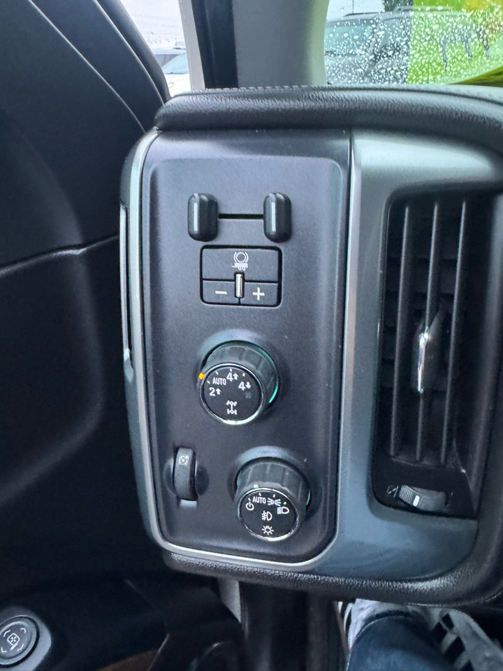 Chevrolet Silverado 1500 1LZ Crew Cab 4WD 2014 Chevrolet Silverado 1500 1LZ Crew Cab 4WD 2014