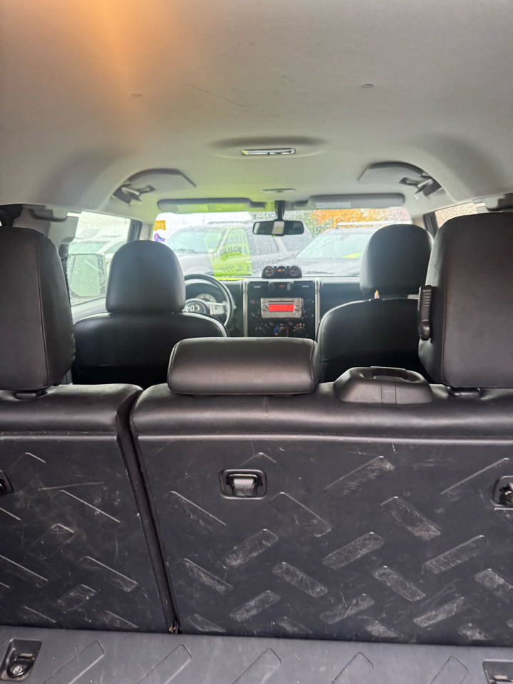 Toyota FJ Cruiser 4WD AT 2012 Toyota FJ Cruiser 4WD AT 2012