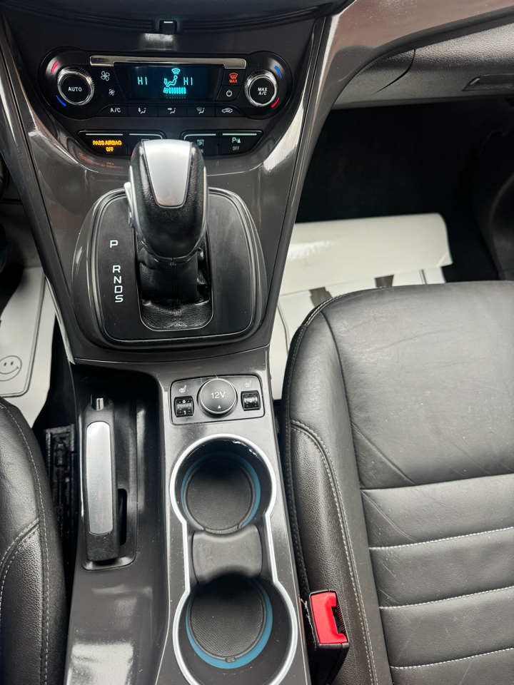 Ford Escape Titanium 4WD 2016