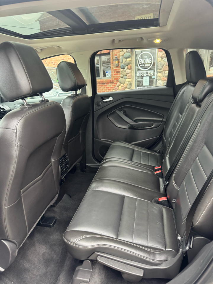 Ford Escape Titanium 4WD 2016