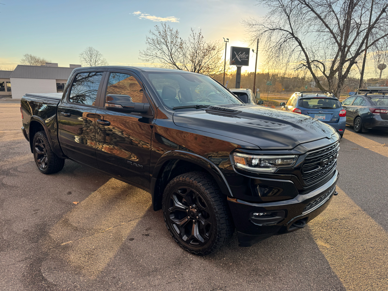 RAM 1500 Limited Crew Cab SWB 4WD 2024