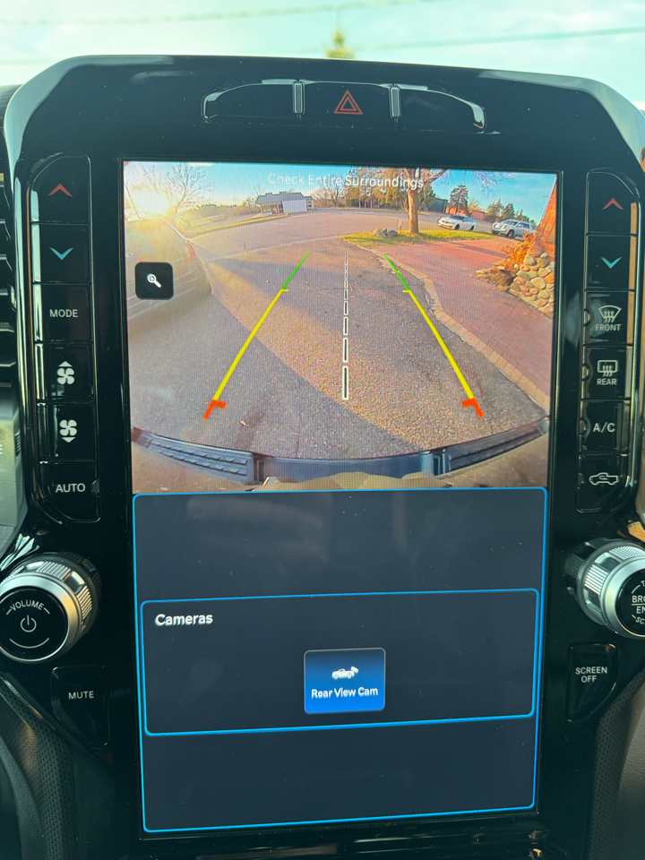 RAM 1500 Limited Crew Cab SWB 4WD 2024