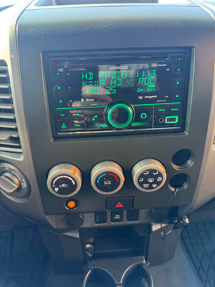 Nissan Titan XE King Cab 4WD 2005