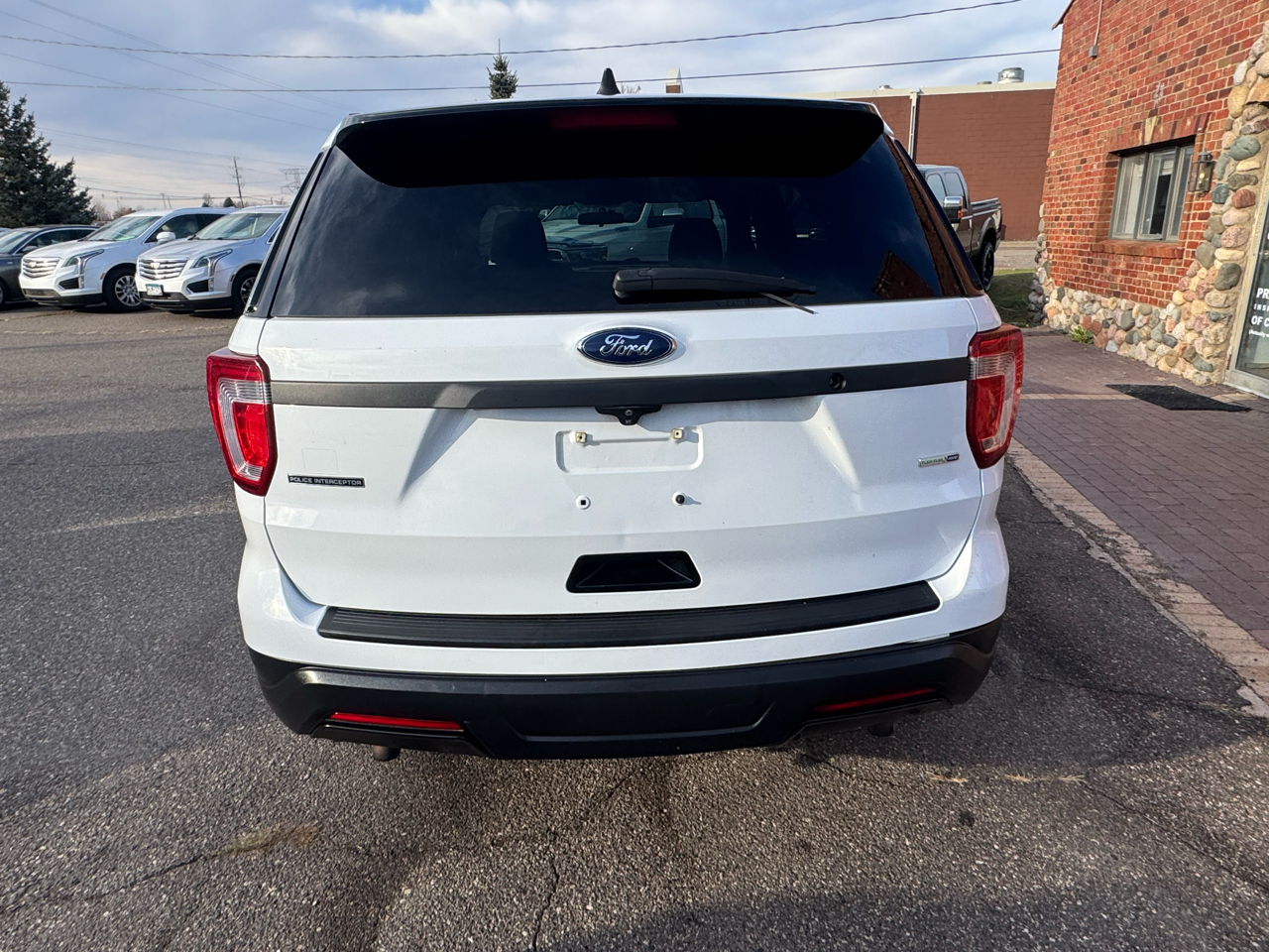 2018 Ford Explorer photo 2