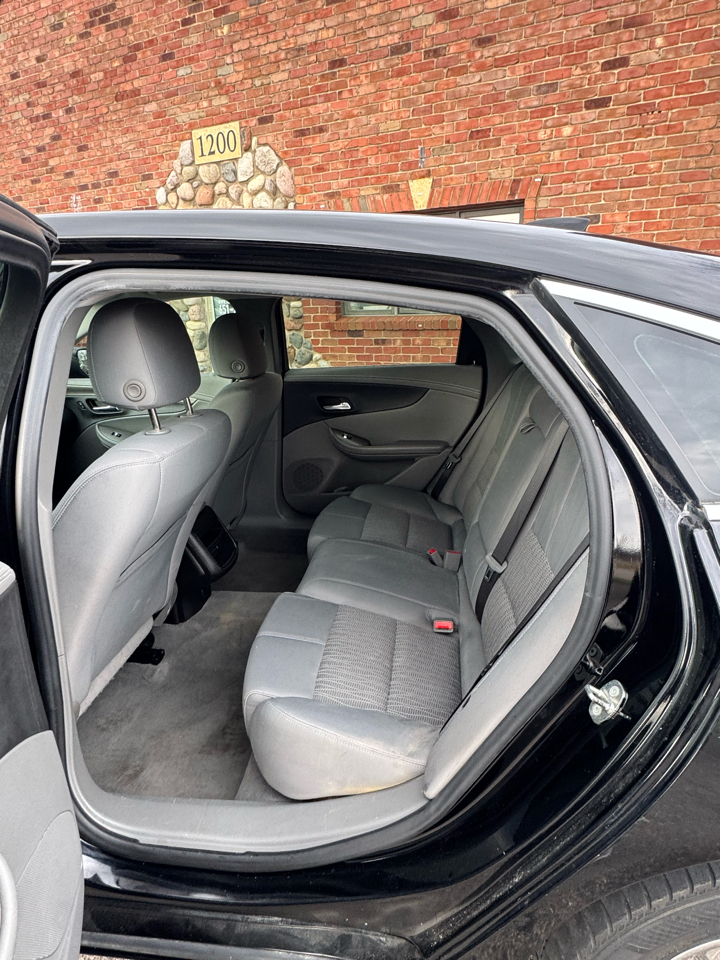 2019 Chevrolet Impala 1LT photo 4