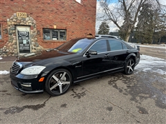 2011 Mercedes-Benz S-Class 