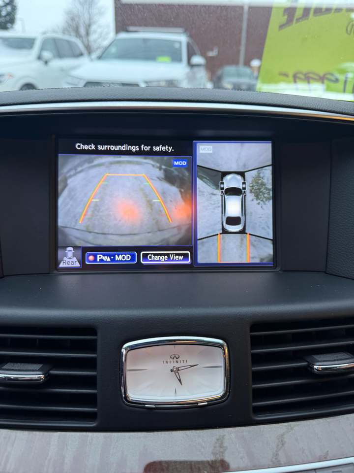 Infiniti Q70 L 5.6 AWD 2016