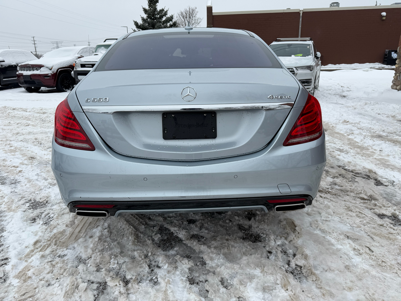 Mercedes-Benz S-Class S550 4MATIC 2016