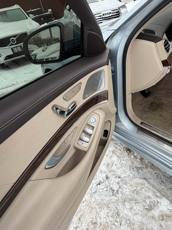Mercedes-Benz S-Class S550 4MATIC 2016