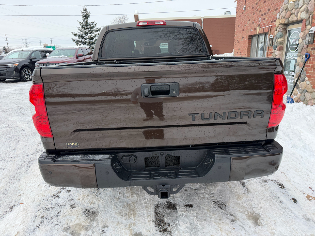 Toyota Tundra Platinum CrewMax 5.7L 4WD 2019