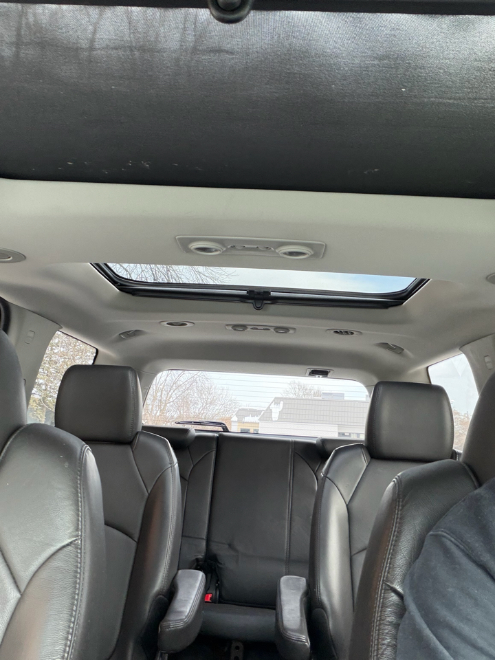 GMC Acadia SLT-1 AWD 2011