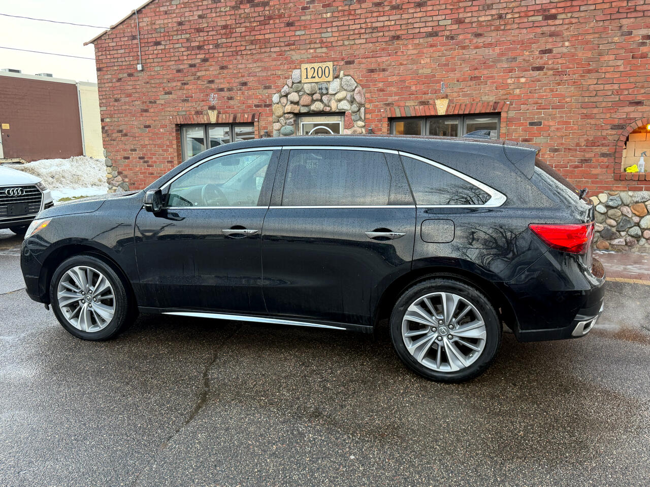 Acura MDX SH-AWD 9-Spd AT w/Tech Package 2017