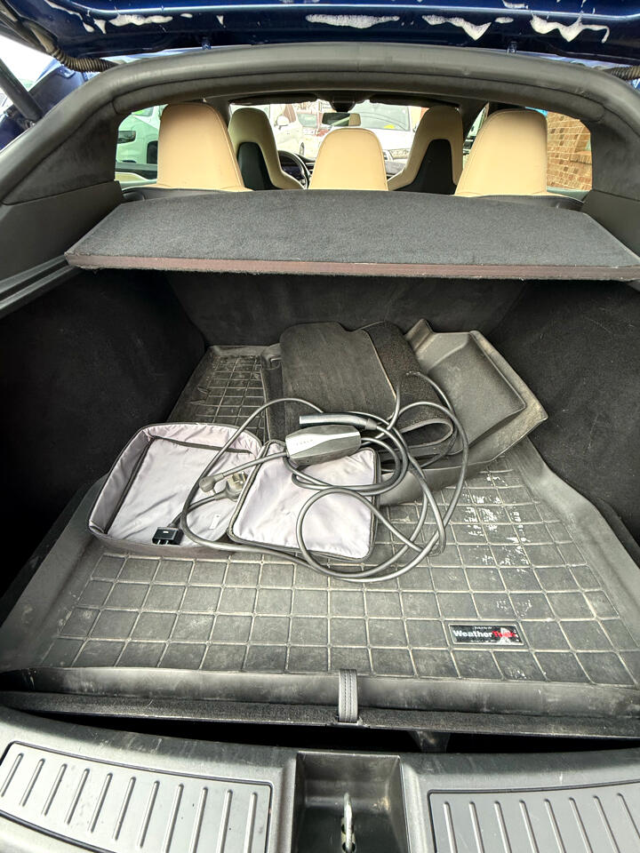 Tesla Model S 85D 4D Sedan AWD 2015