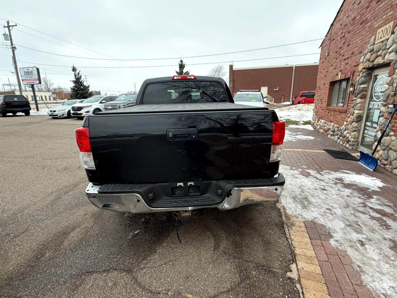 Toyota Tundra Limited 5.7L FFV CrewMax 4WD 2010