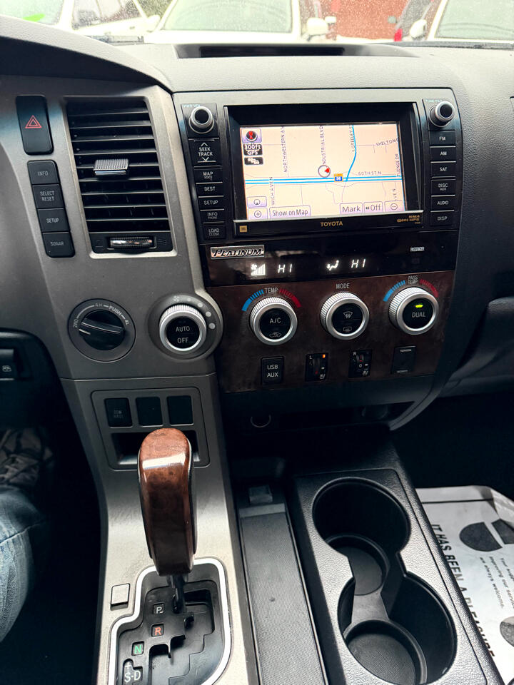 Toyota Tundra Limited 5.7L FFV CrewMax 4WD 2010