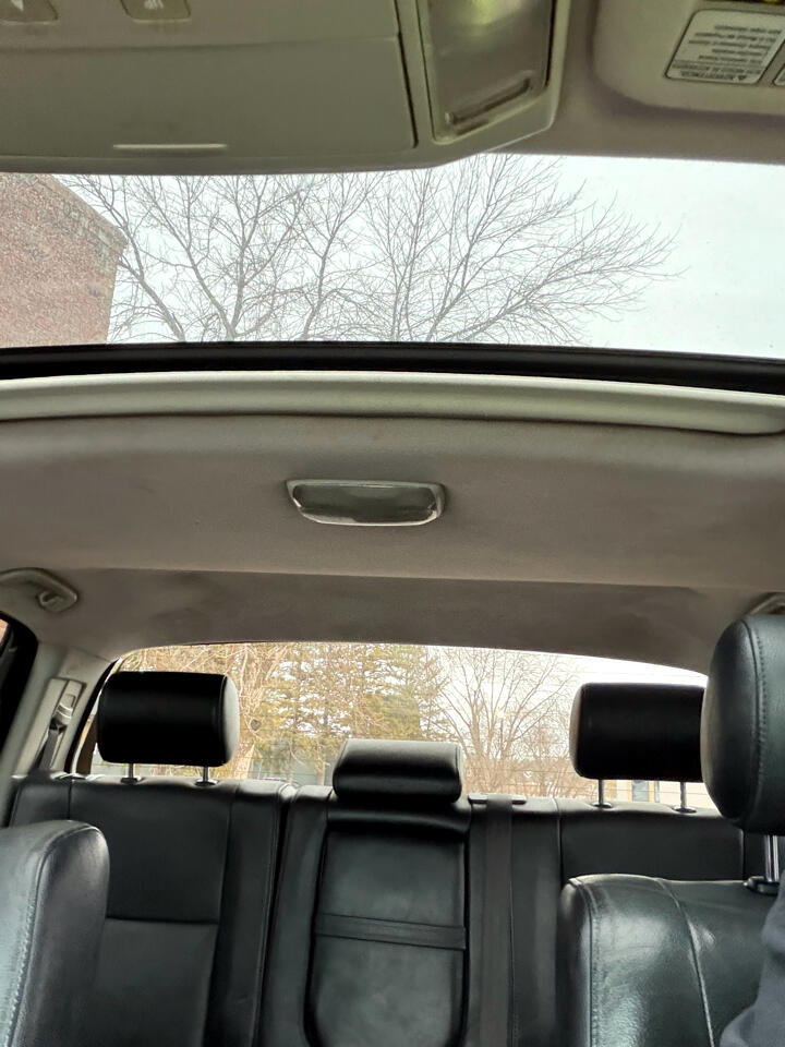 Toyota Tundra Limited 5.7L FFV CrewMax 4WD 2010