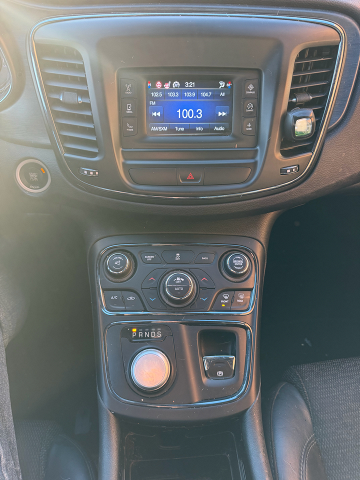 Chrysler 200 S AWD 2015