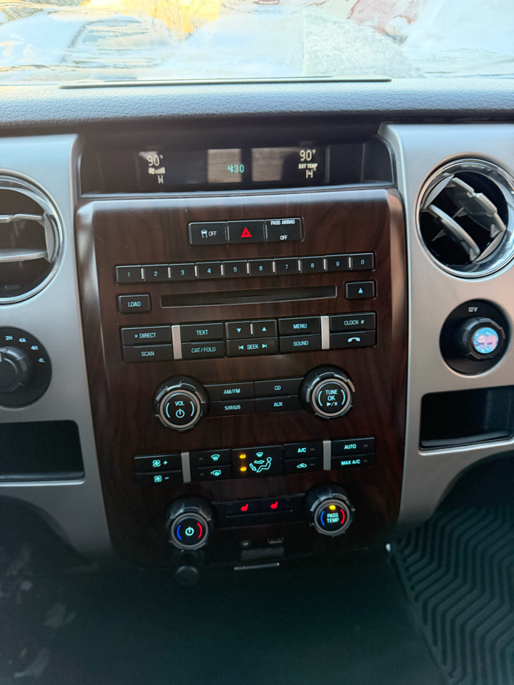 Ford F-150 Lariat SuperCrew 5.5-ft. Bed 4WD 2012