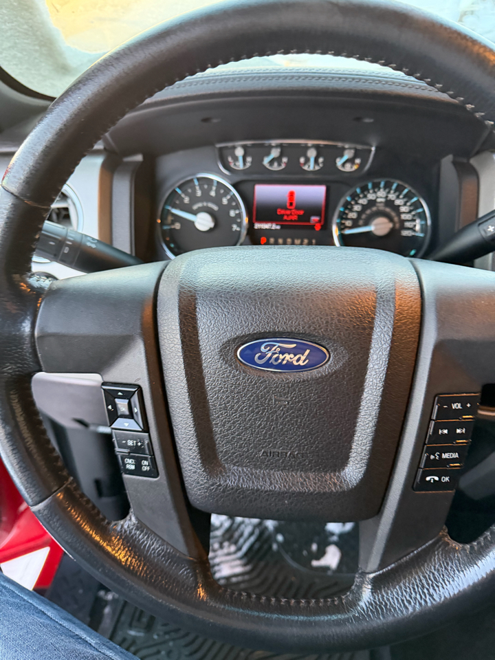 Ford F-150 Lariat SuperCrew 5.5-ft. Bed 4WD 2012