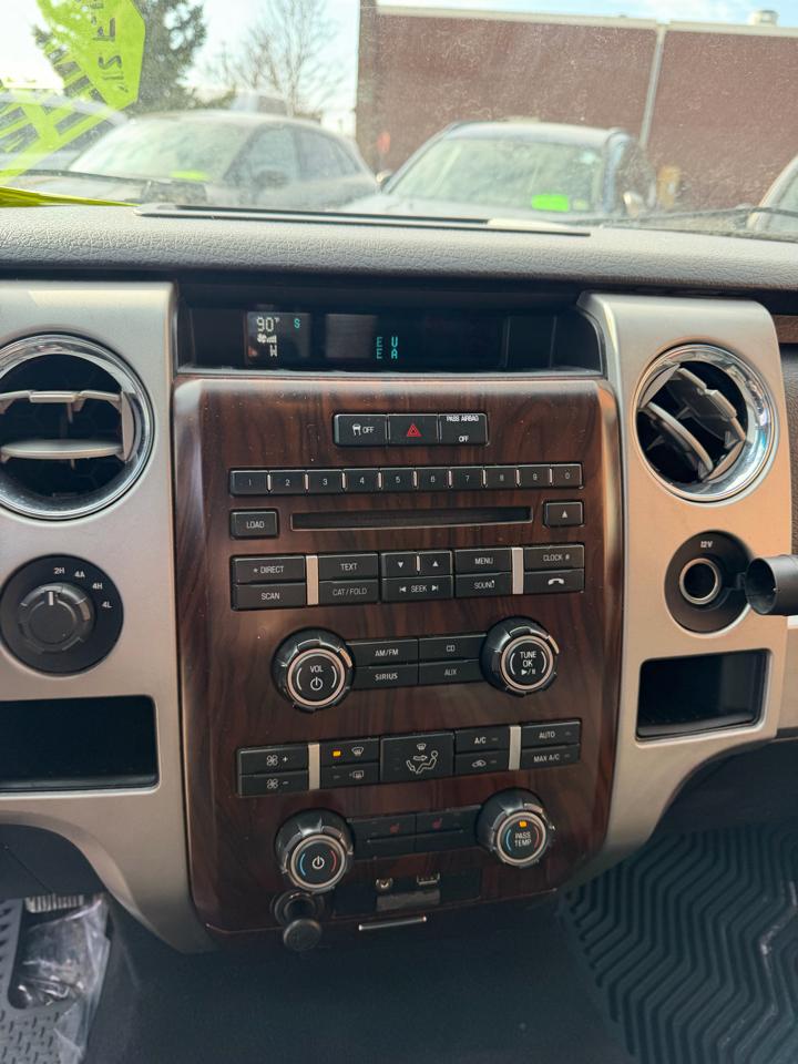 Ford F-150 Lariat SuperCrew 5.5-ft. Bed 4WD 2012