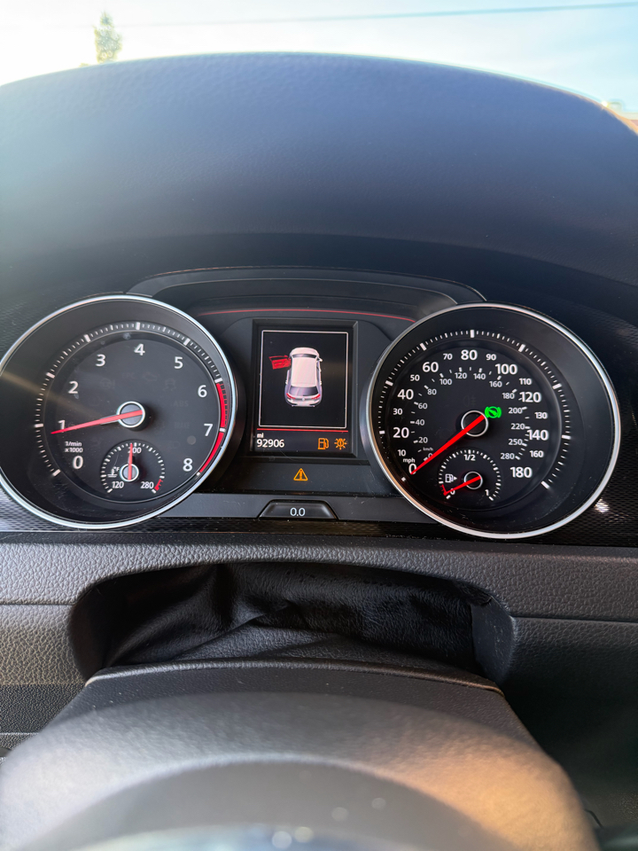 Volkswagen Golf GTI S 6A 4-Door 2017