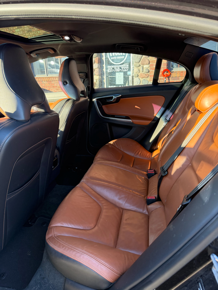 Volvo S60 T5 Premier 4D Sedan AWD 2015