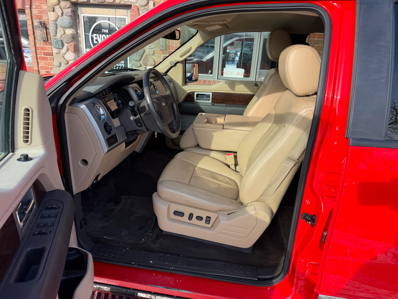 Ford F-150 Lariat SuperCrew 5.5-ft. Bed 4WD 2012