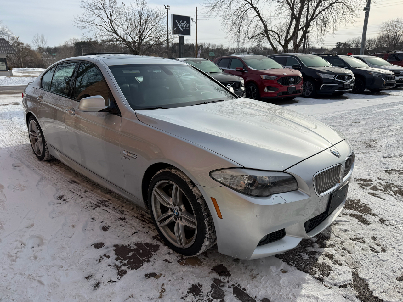 BMW 5-Series 550i xDrive 2012